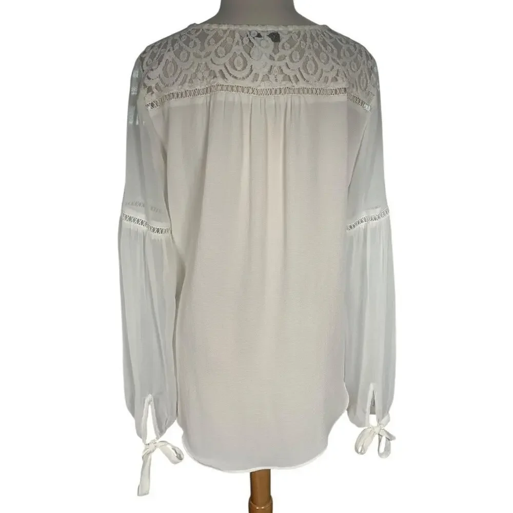 White House Black Market Size 8 White Lace Sheer Sleeves Pheasant Blouse Button - Picture 2 of 12